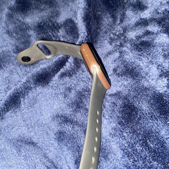 Apple watch series 5.. - Picture 15 of 17